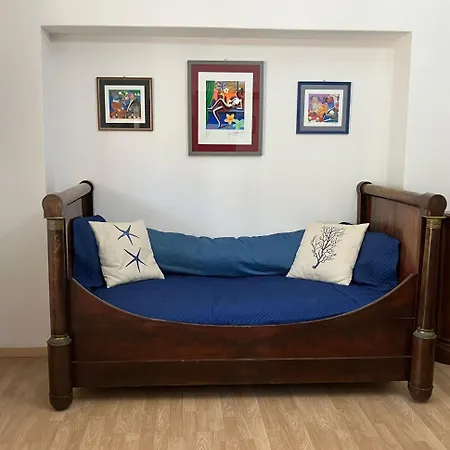 Πανσιόν Striano Boutique 4*