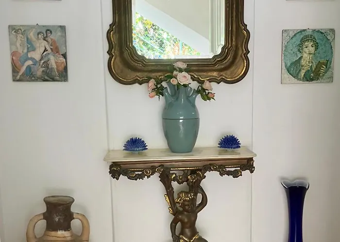 Striano Boutique Гостевой дом Капри